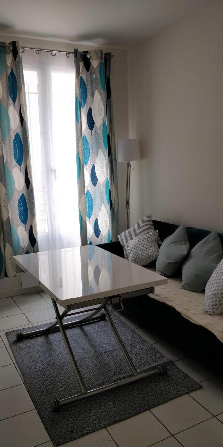Modern 1 Bedroom Apartment Near The Metro. Ivry-sur-Seine Exterior foto