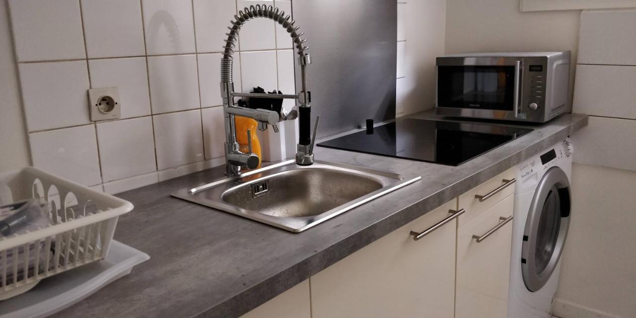 Modern 1 Bedroom Apartment Near The Metro. Ivry-sur-Seine Exterior foto